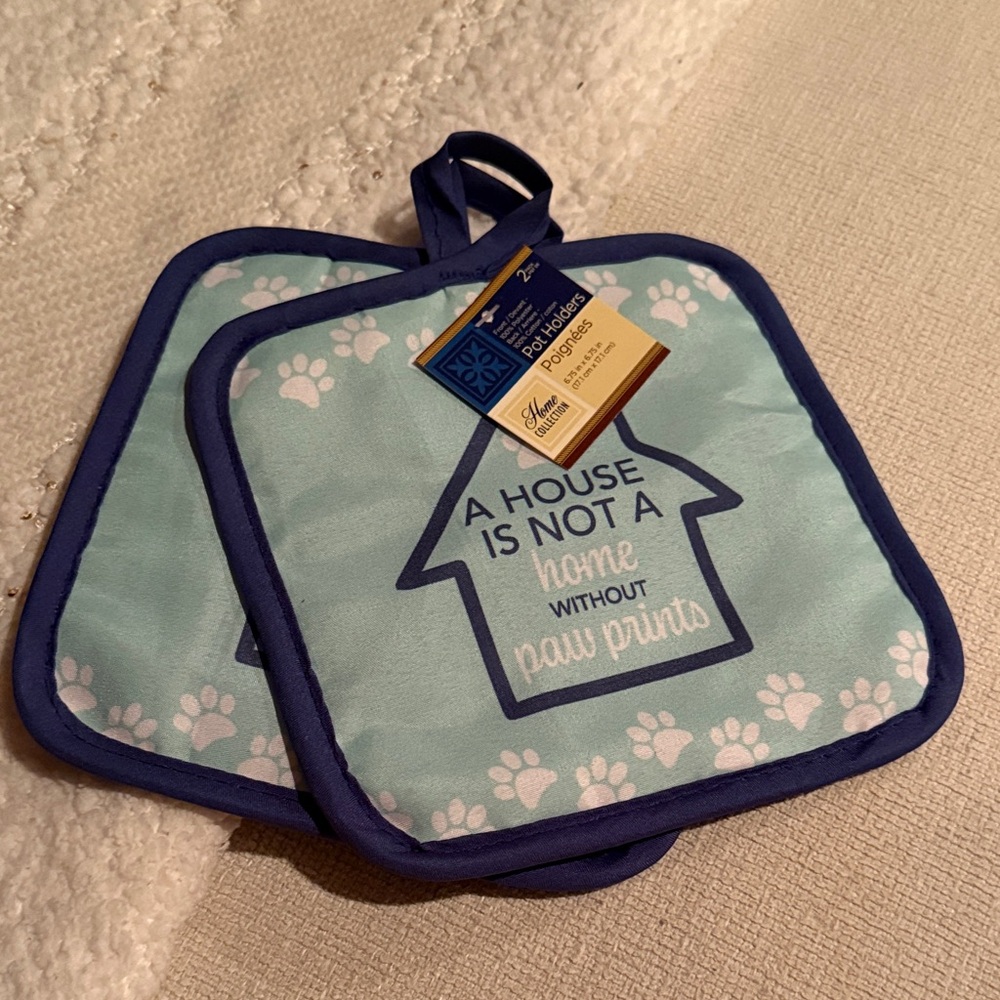 Paw Print Pot Holders